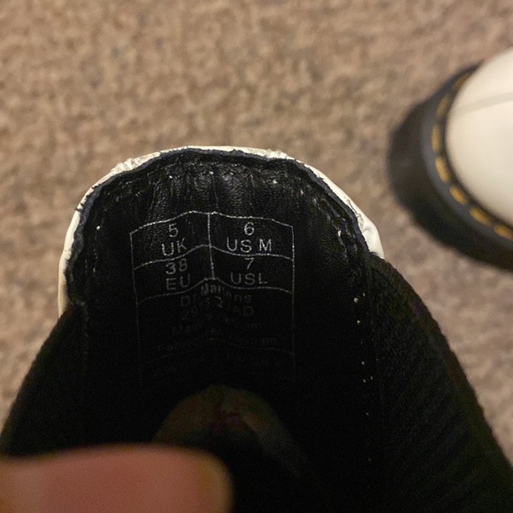 White Doc Marten Chelsea Platform boots - Picture 5 of 5